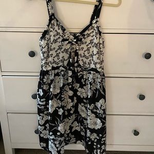Floral Print Mini Dress with Keyhole Front Detail